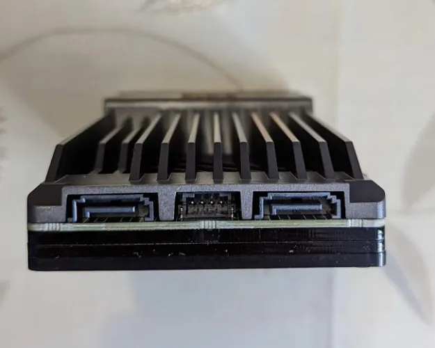 The 'front' of the ZimaBoard zima2