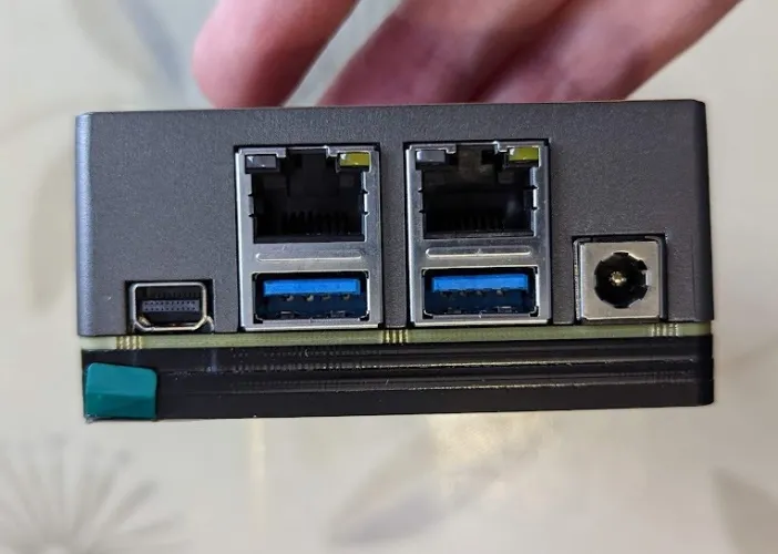 The 'back' of the ZimaBoard zima3